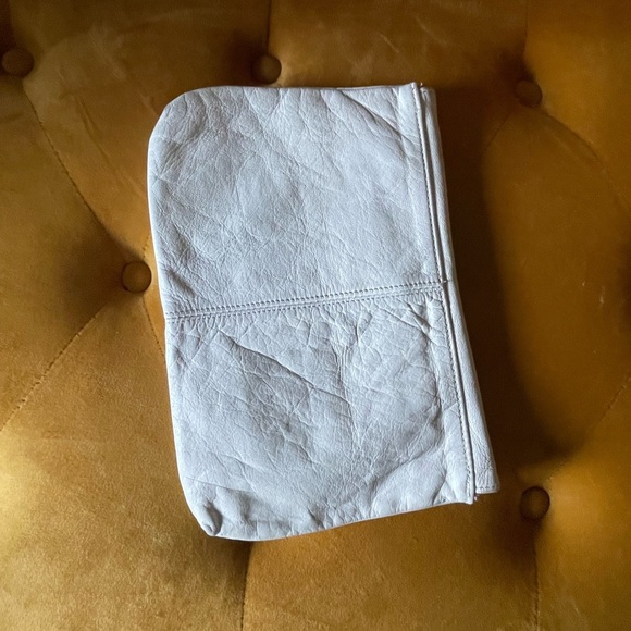 Antonia White Genuine Leather 9” Envelope Clutch Bag - Picture 3 of 10